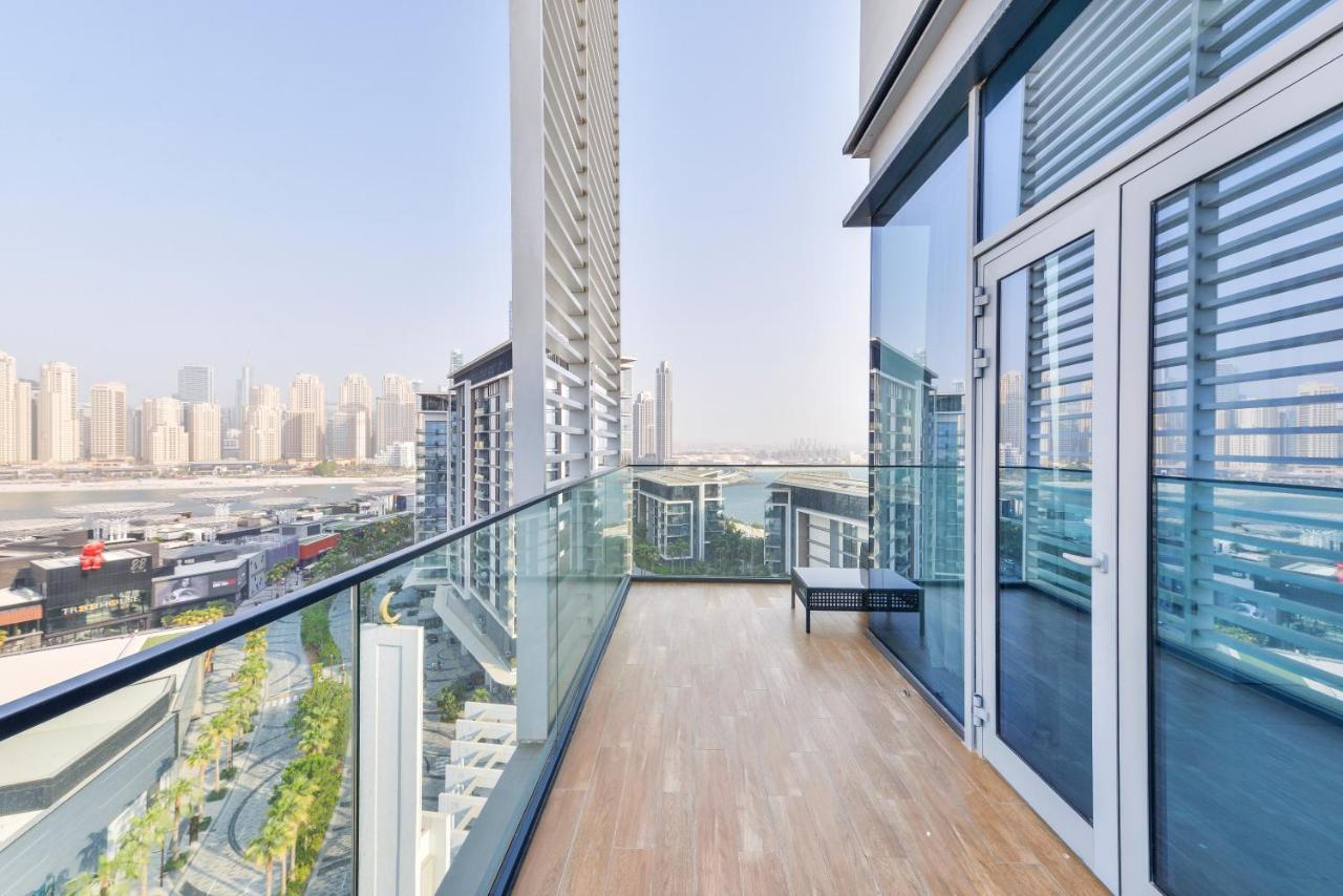 Spectacular 3 Bedroom Condo With Maids Room Facing The Dubai Eye Exterior foto